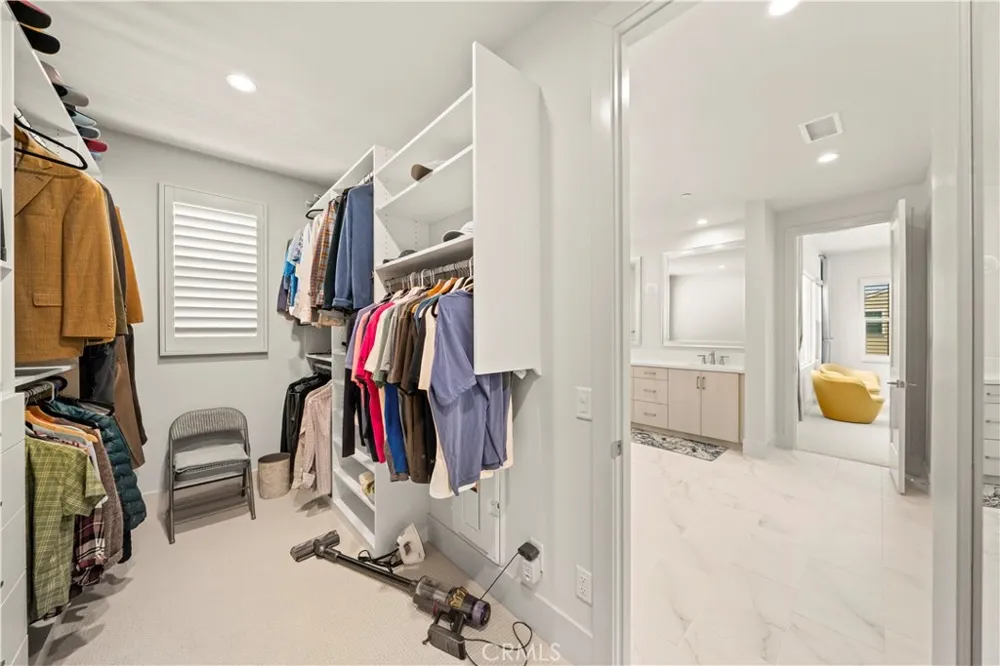 317 Brimwood Irvine, CA 92618