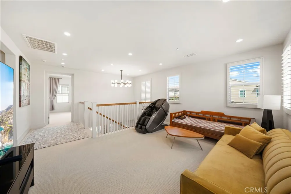 317 Brimwood Irvine, CA 92618