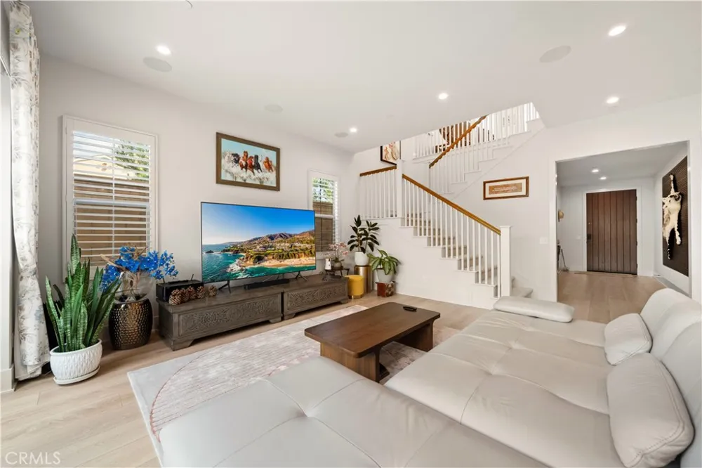 317 Brimwood Irvine, CA 92618