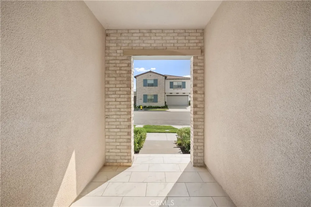 317 Brimwood Irvine, CA 92618