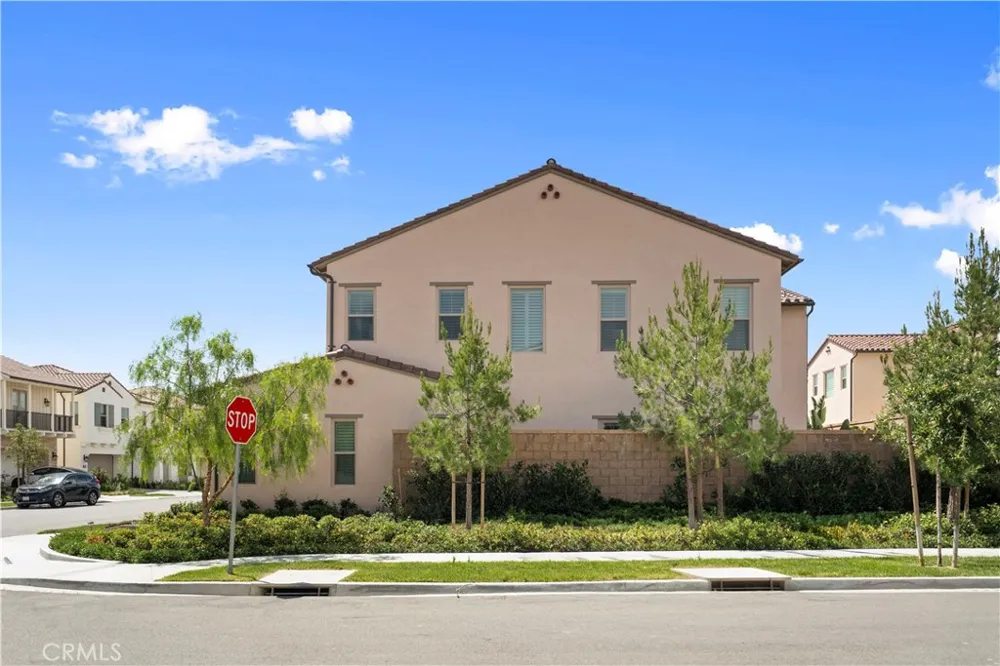 317 Brimwood Irvine, CA 92618
