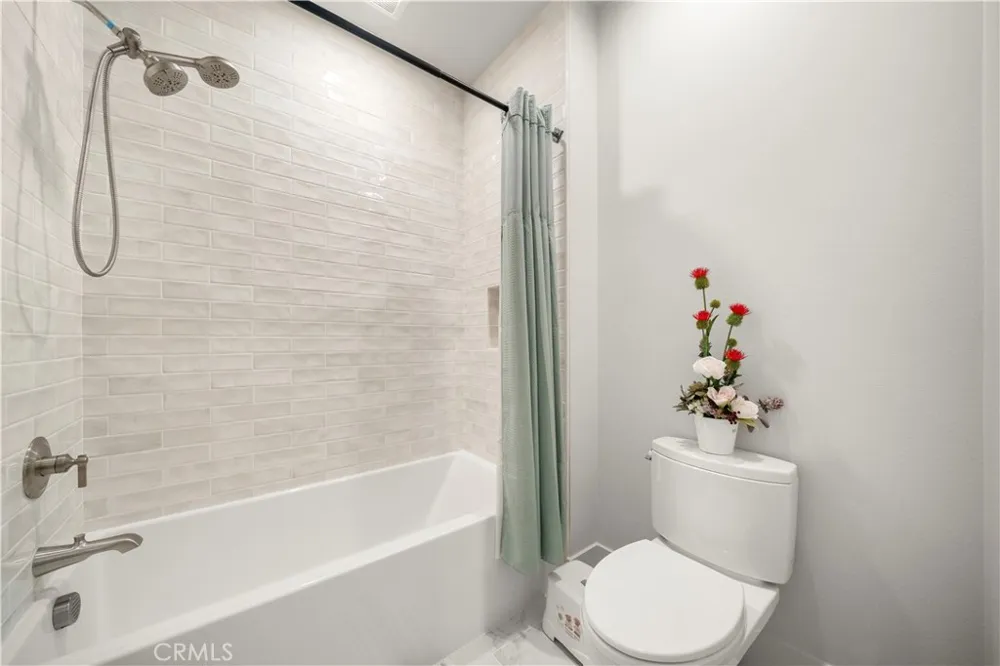 317 Brimwood Irvine, CA 92618