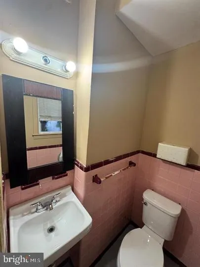 2449 NW SHIRLEY AVENUE Baltimore, MD 21215