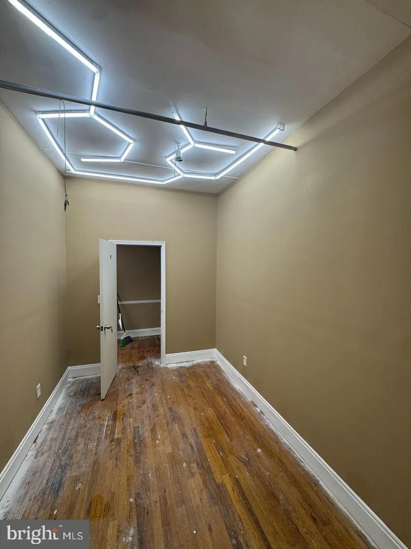 2449 NW SHIRLEY AVENUE Baltimore, MD 21215