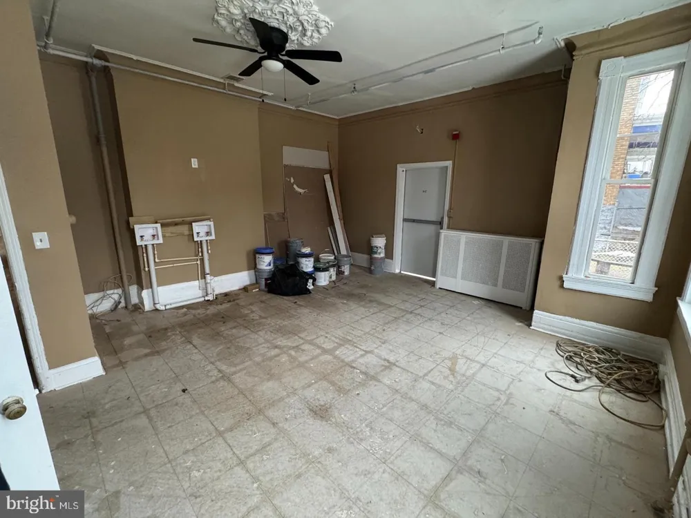 2449 NW SHIRLEY AVENUE Baltimore, MD 21215
