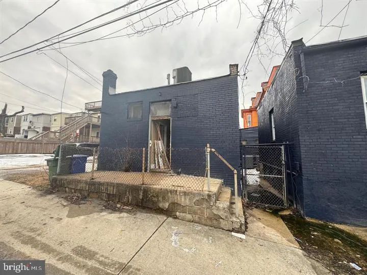 2449 NW SHIRLEY AVENUE Baltimore, MD 21215