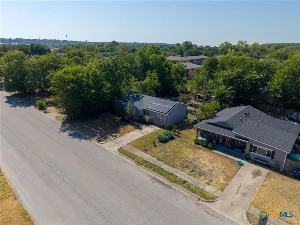 403 W Avenue F Copperas Cove, TX 76522