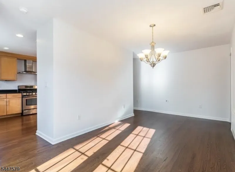 130 Littleton Rd Morris Plains, NJ 07950