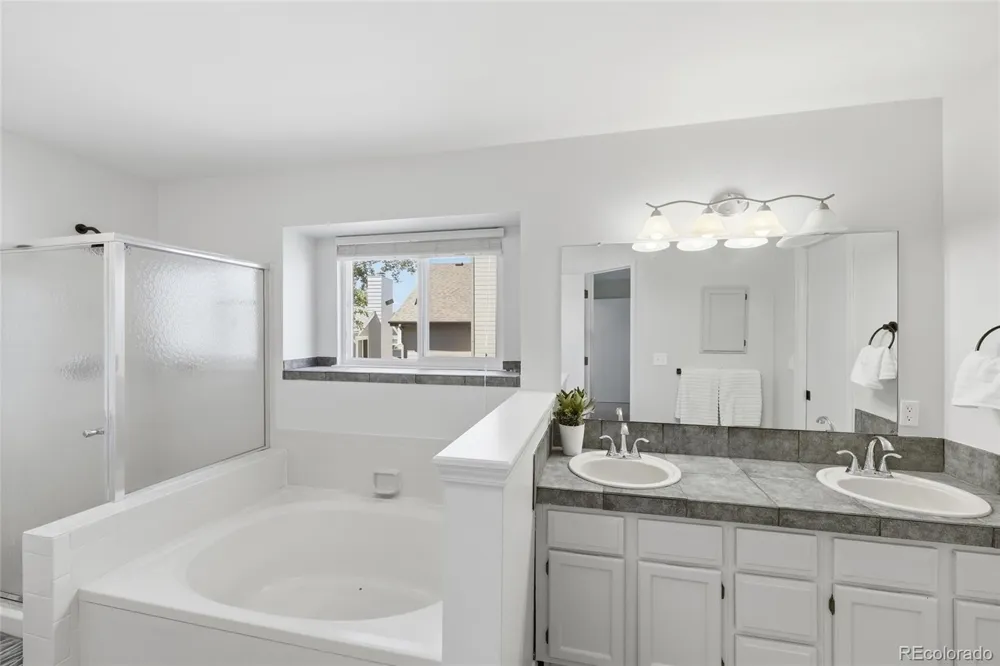9339 Waterford Court Highlands Ranch, CO 80130