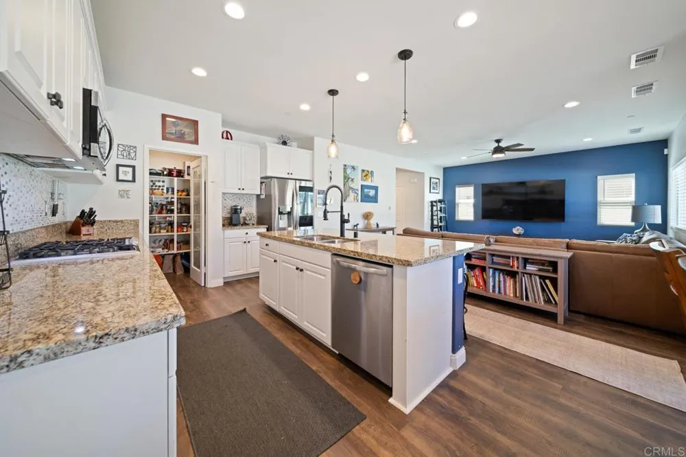 35534 Asturian Way Fallbrook, CA 92028