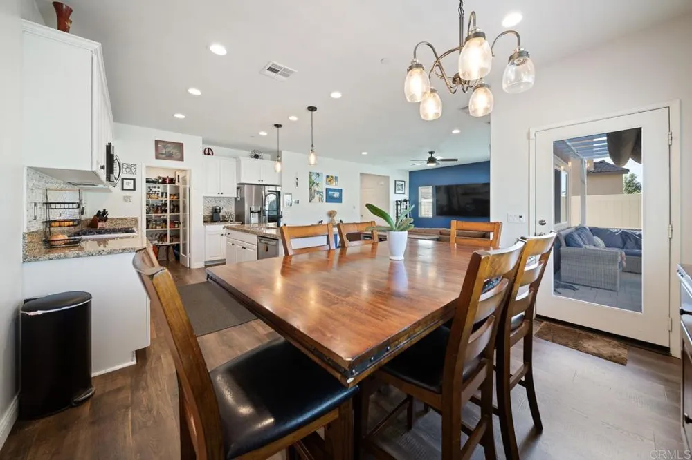 35534 Asturian Way Fallbrook, CA 92028