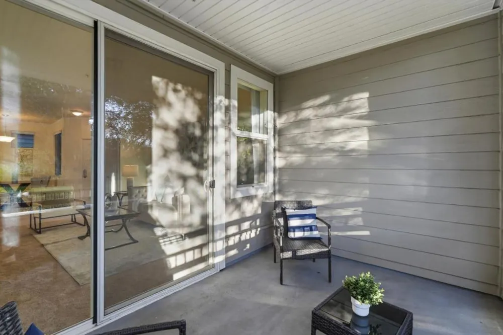 1982 W Bayshore Road #214 East Palo Alto, CA 94303