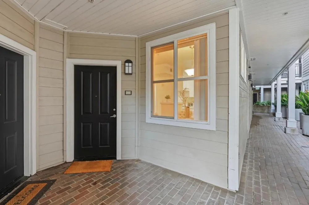1982 W Bayshore Road #214 East Palo Alto, CA 94303