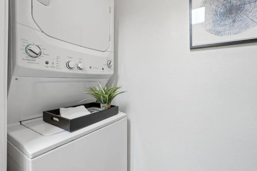 1982 W Bayshore Road #214 East Palo Alto, CA 94303