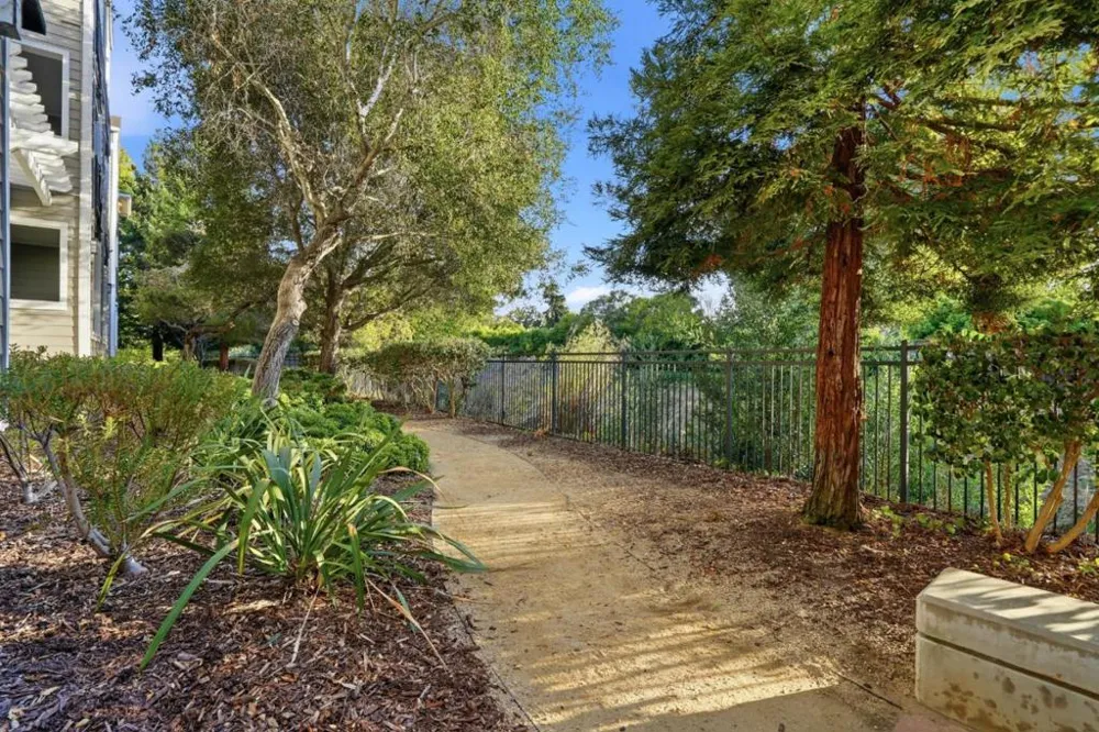 1982 W Bayshore Road #214 East Palo Alto, CA 94303
