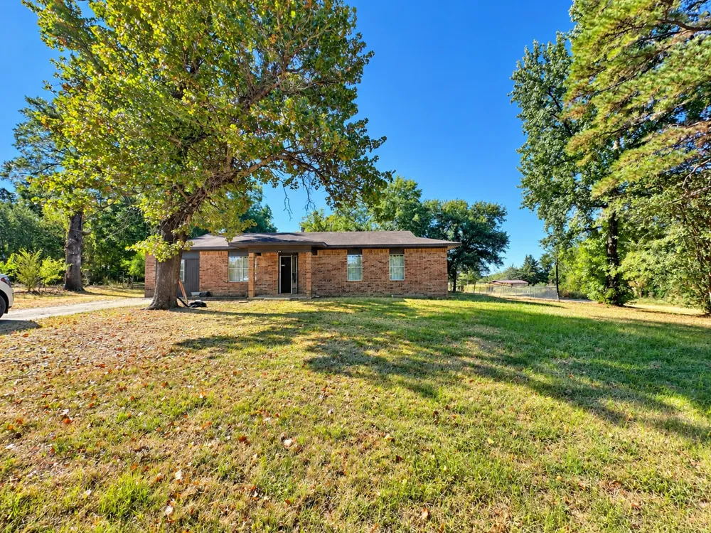100 Race Avenue Boswell, OK 74727