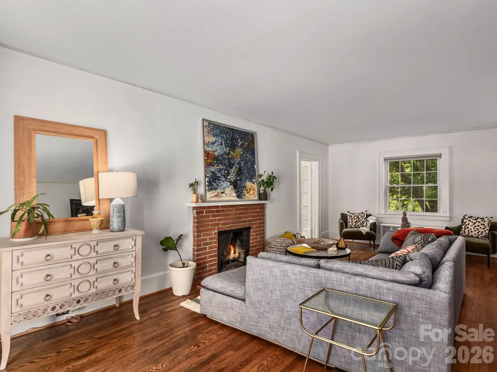 303 Country Club Road Asheville, NC 28804