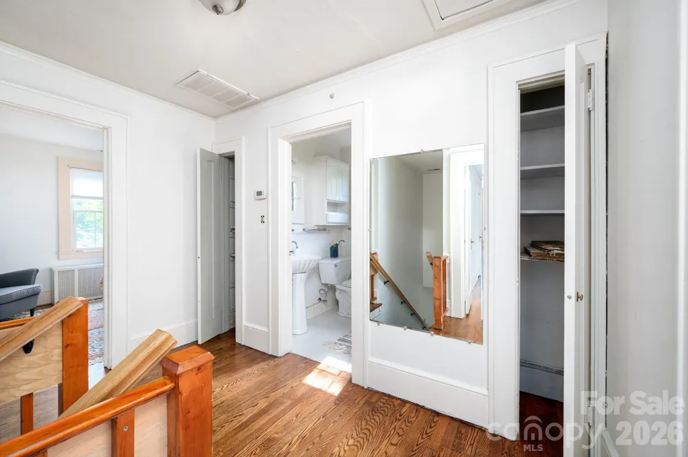 303 Country Club Road Asheville, NC 28804