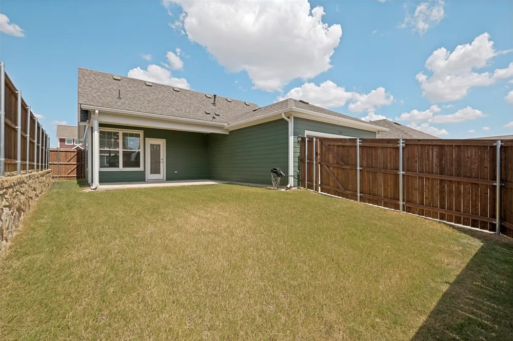 3627 William Court Grand Prairie, TX 76065