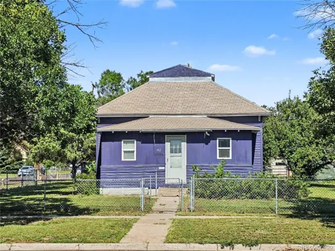 102 E 4th Street