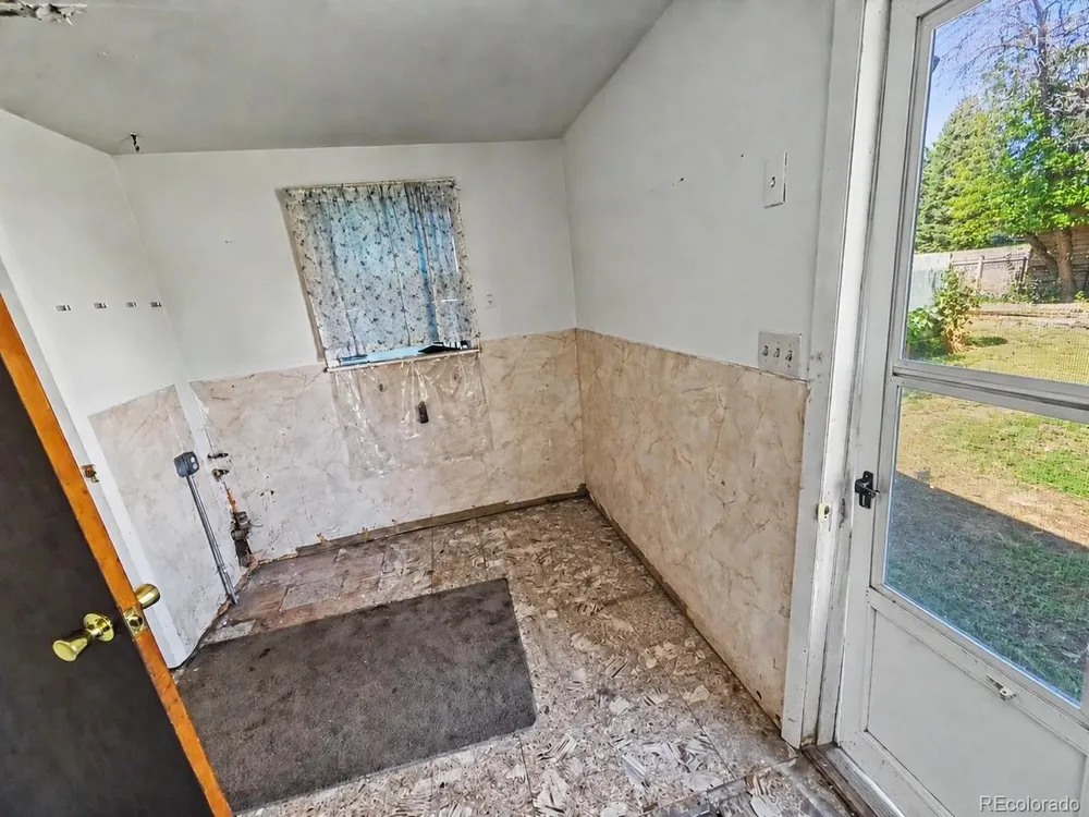 102 E 4th Street Julesburg, CO 80737