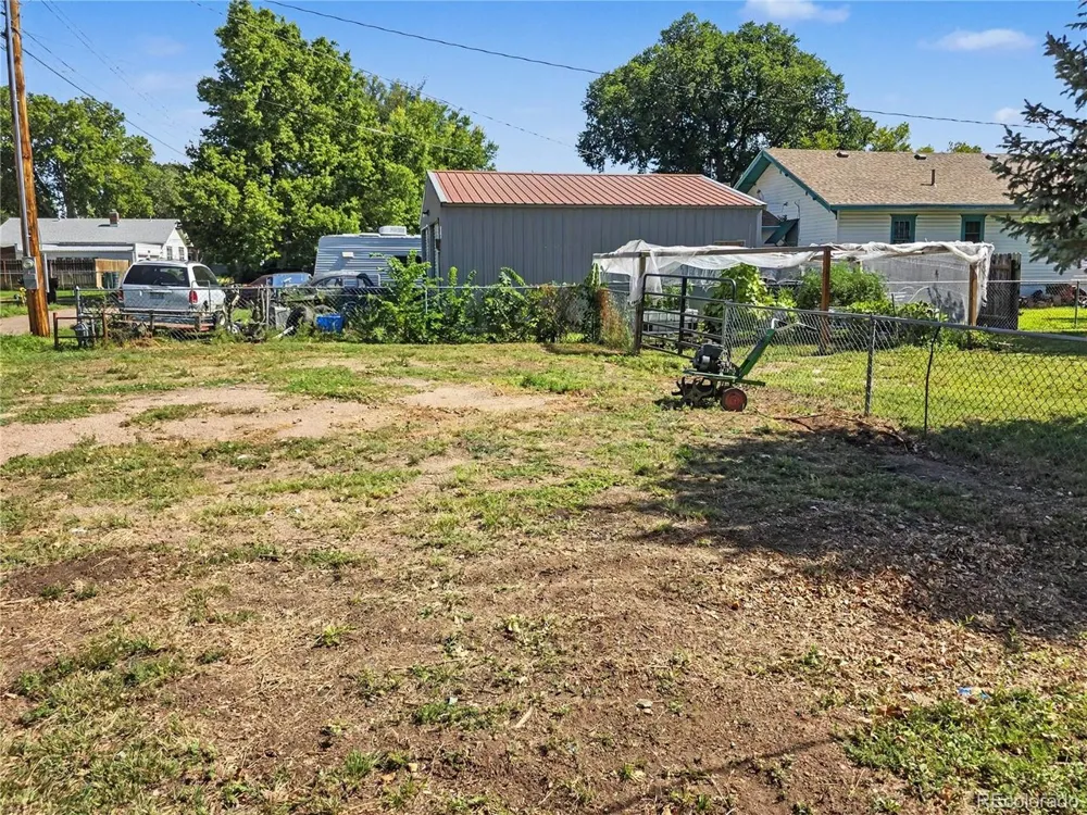 102 E 4th Street Julesburg, CO 80737