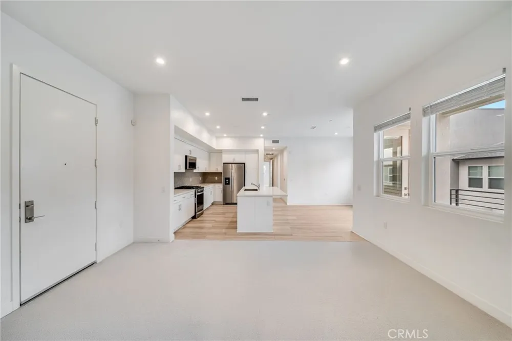 1338 S Urbana Anaheim, CA 92805