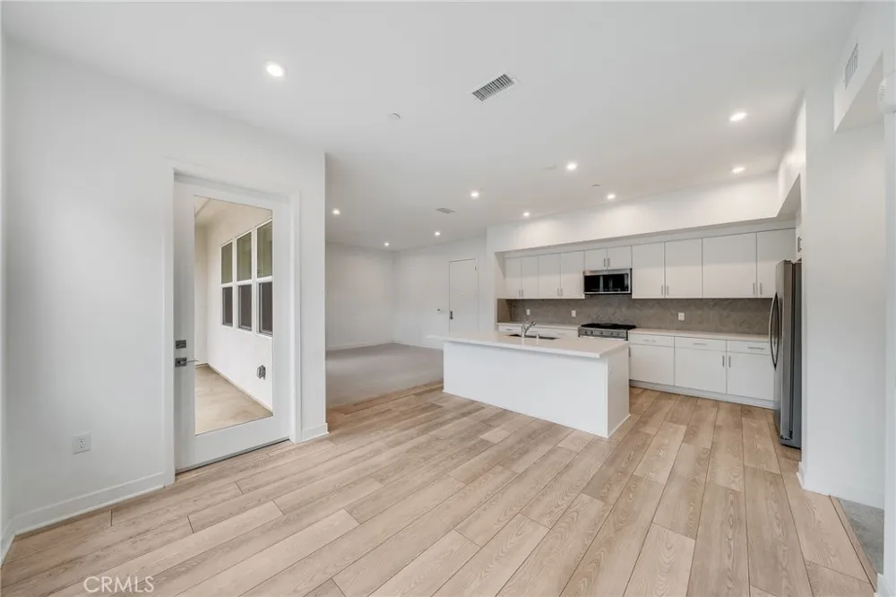 1338 S Urbana Anaheim, CA 92805