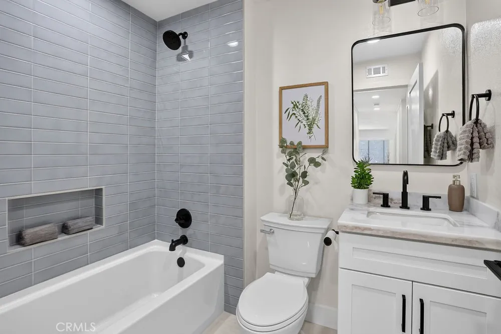 24056 Calendula Mission Viejo, CA 92692