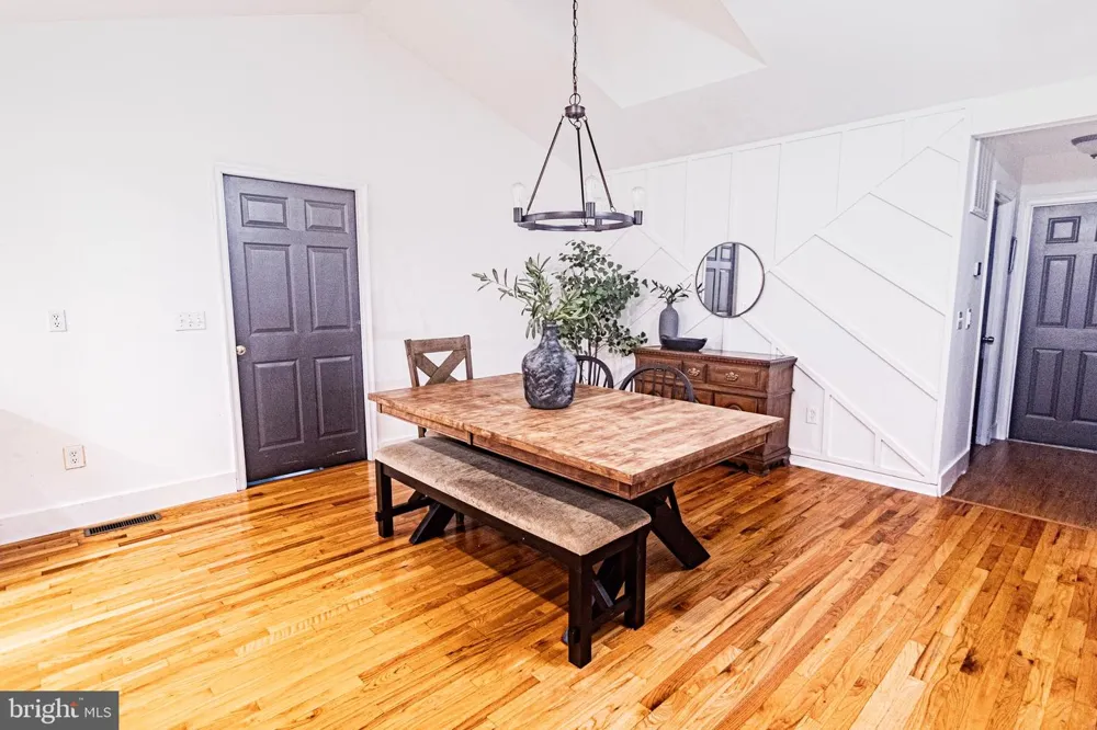 207 MADISON CIRCLE Locust Grove, VA 22508