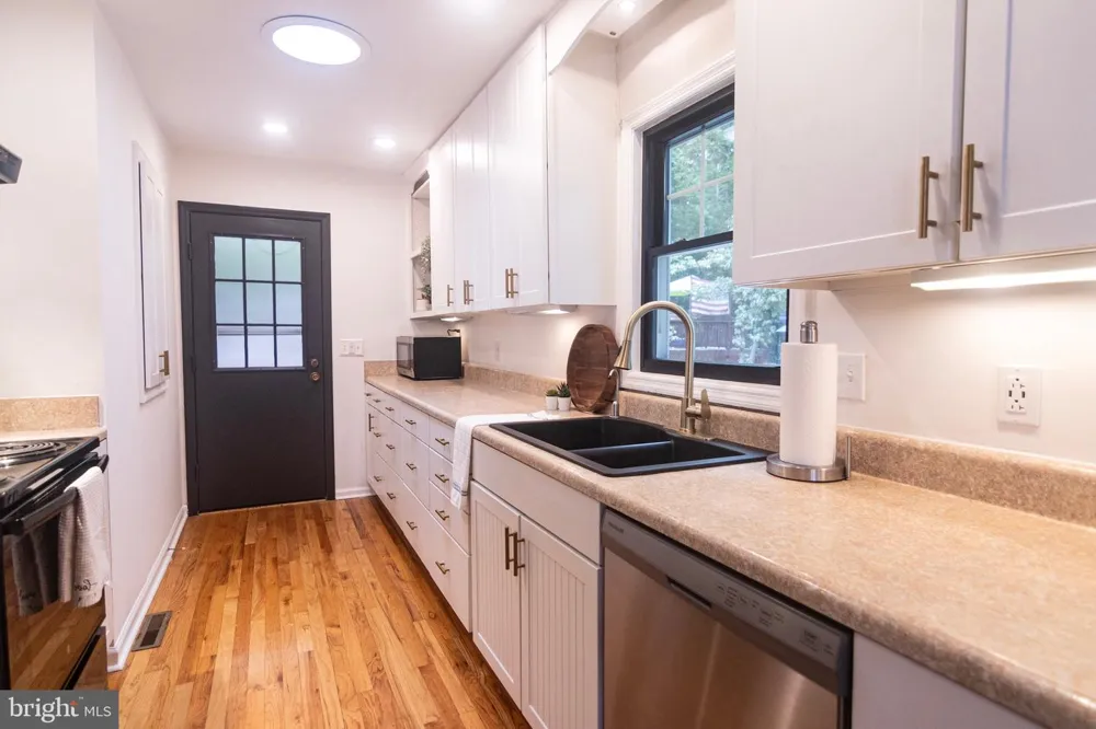 207 MADISON CIRCLE Locust Grove, VA 22508
