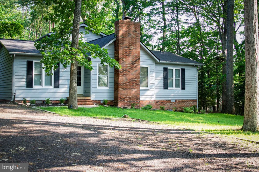 207 MADISON CIRCLE Locust Grove, VA 22508