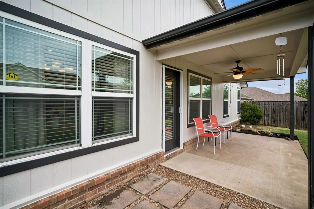 203 W 45th Place Sand Springs, OK 74063