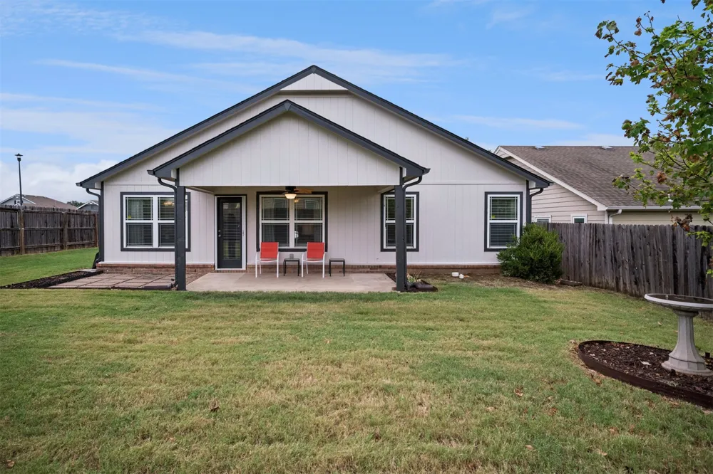 203 W 45th Place Sand Springs, OK 74063
