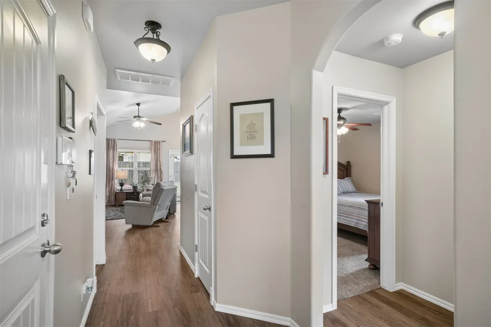 203 W 45th Place Sand Springs, OK 74063