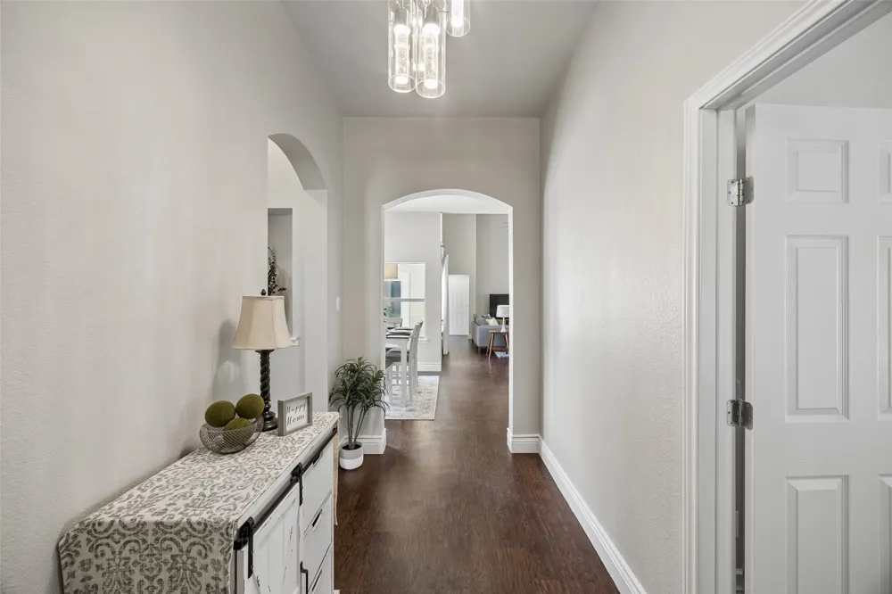 1117 King George Lane Savannah, TX 76227