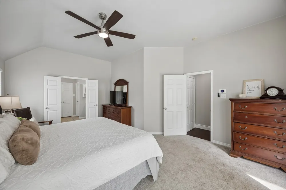 1117 King George Lane Savannah, TX 76227