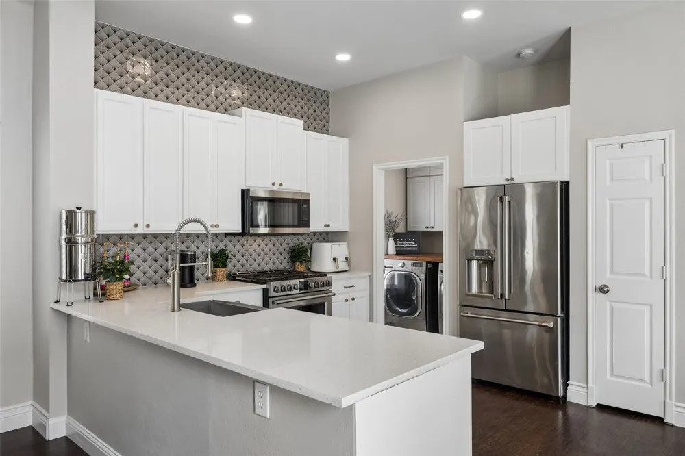1117 King George Lane Savannah, TX 76227