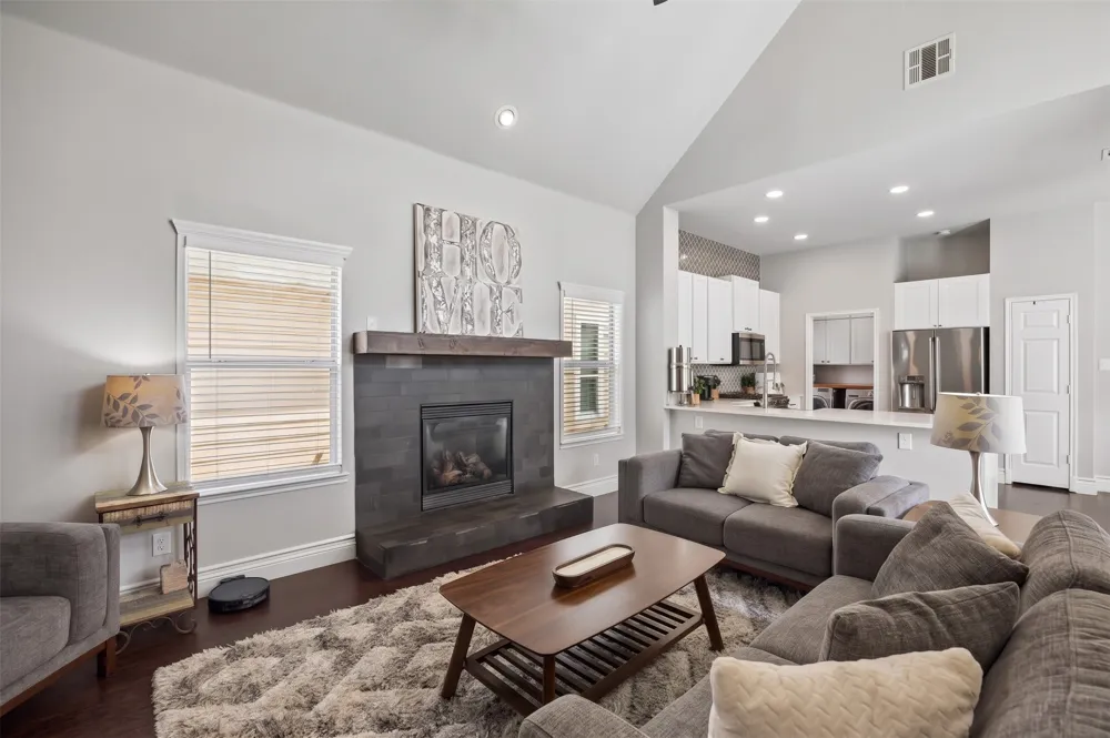 1117 King George Lane Savannah, TX 76227