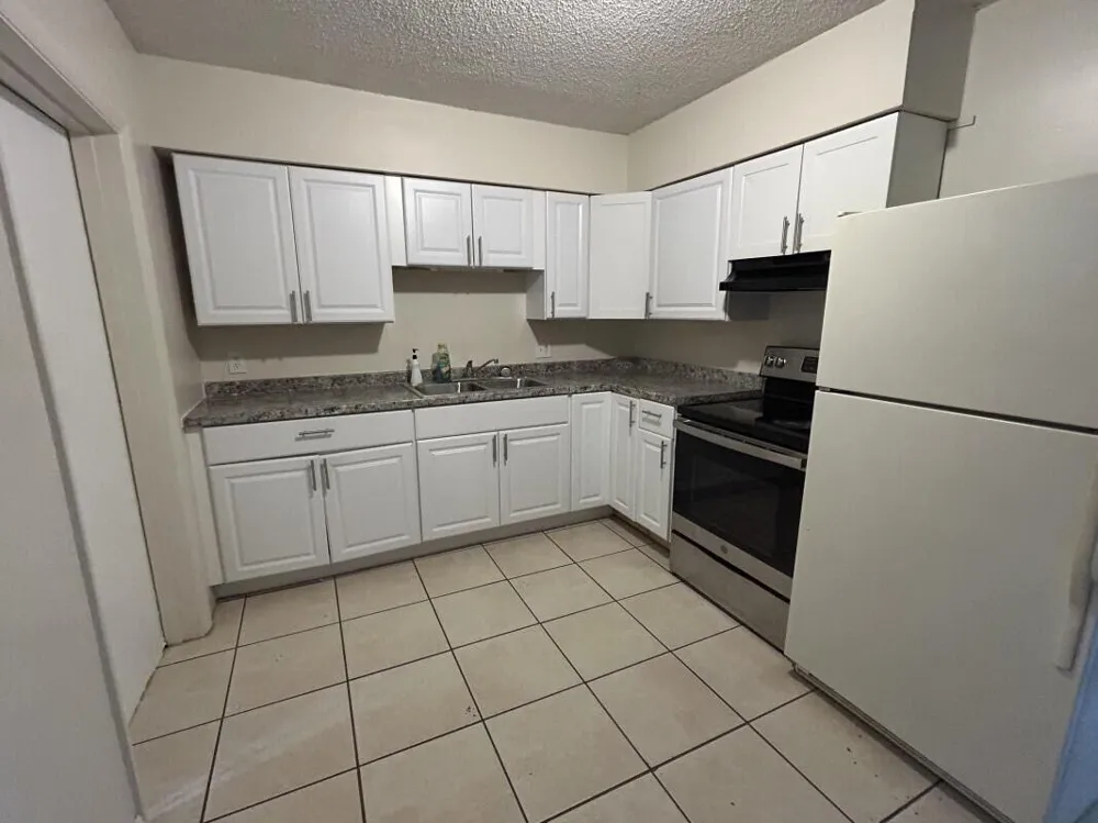 506 HOLLY AVENUE #A & B Fort Pierce, FL 34982
