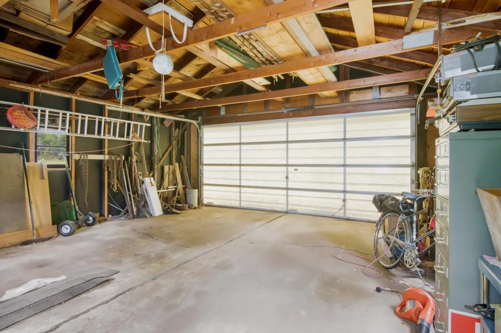 7417 Rushton Road Banks Township, MI 49729