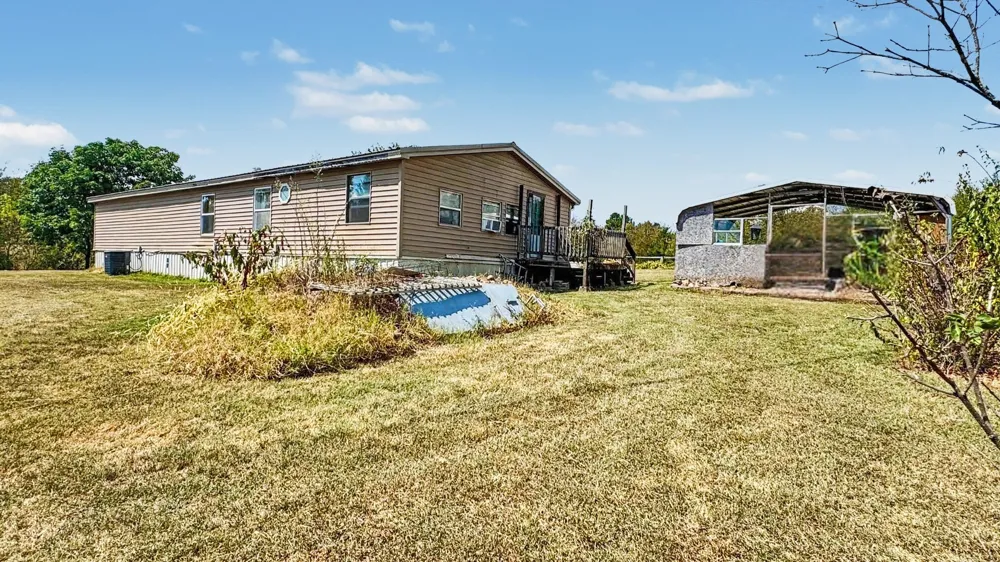 473296 E 825 ROAD Stilwell, OK 74960