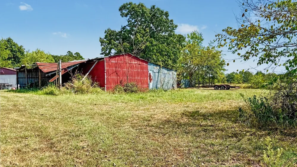 473296 E 825 ROAD Stilwell, OK 74960