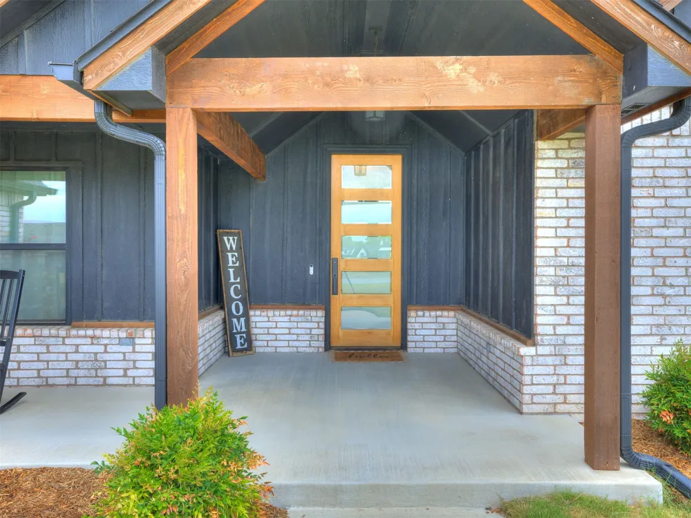 10382 S 293rd EastAvenue Coweta, OK 74429