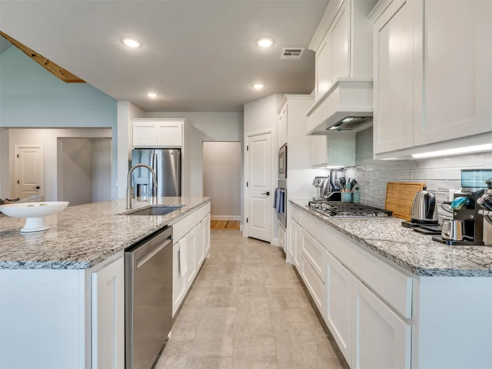 10382 S 293rd EastAvenue Coweta, OK 74429