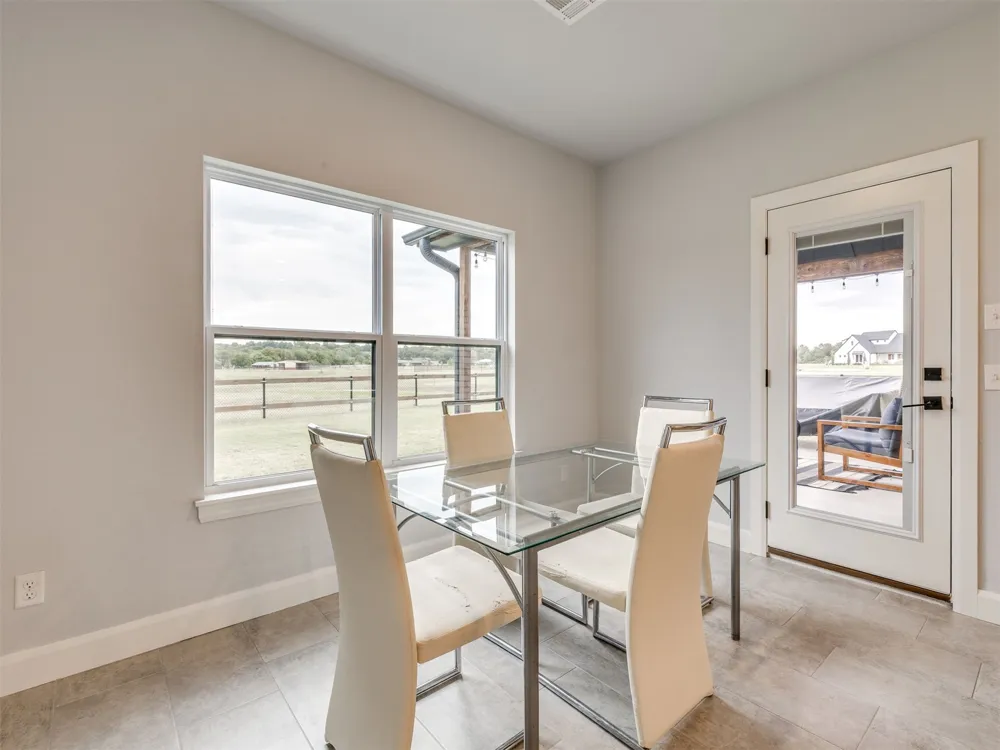 10382 S 293rd EastAvenue Coweta, OK 74429