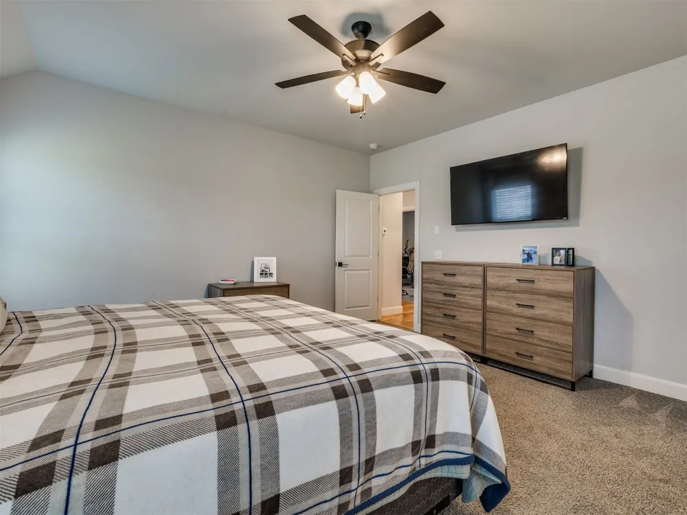 10382 S 293rd EastAvenue Coweta, OK 74429