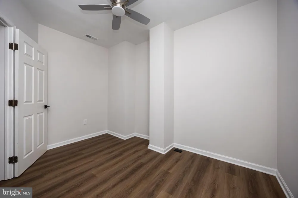 2033 BENTALOU STREET Baltimore, MD 21216