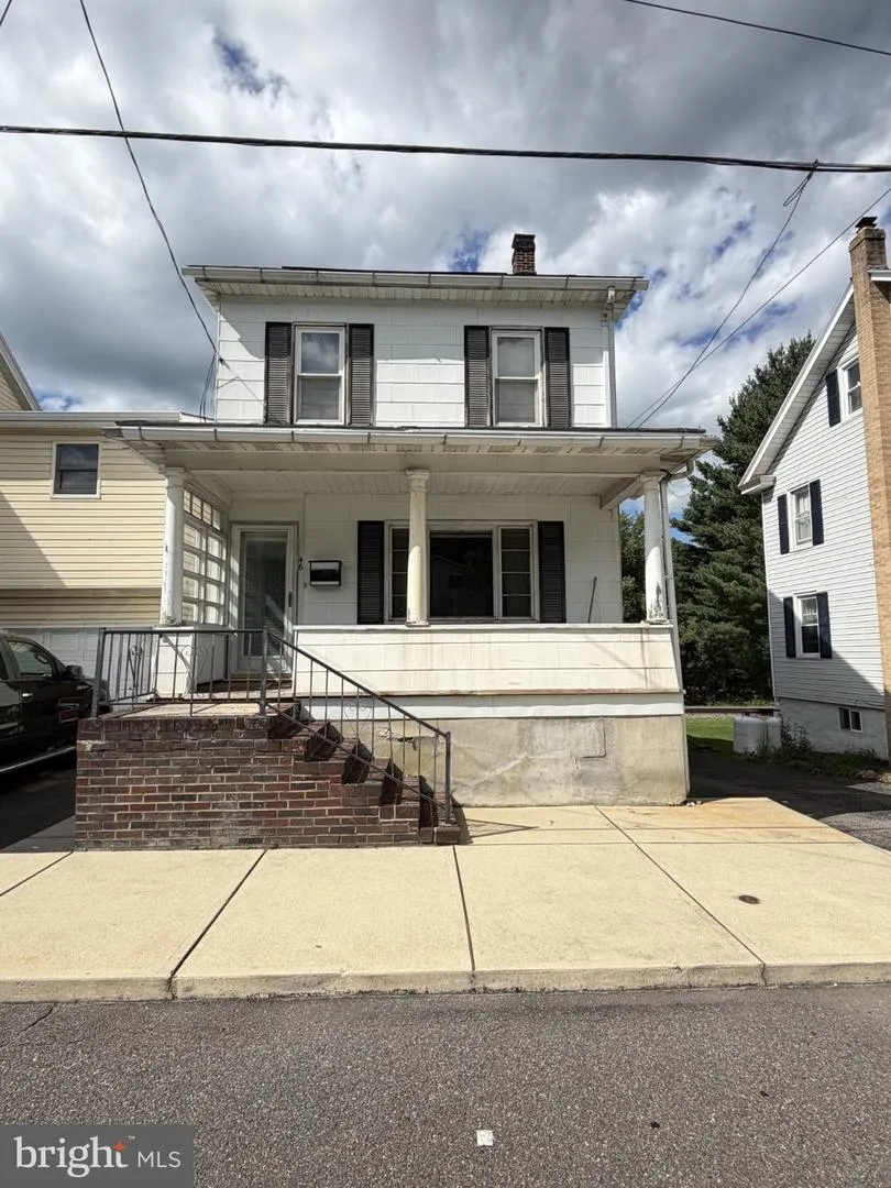 46 E MILL STREET Nesquehoning, PA 18240