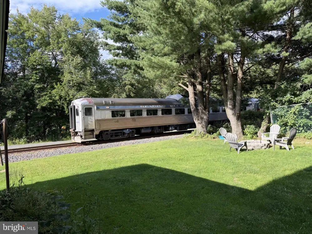 46 E MILL STREET Nesquehoning, PA 18240